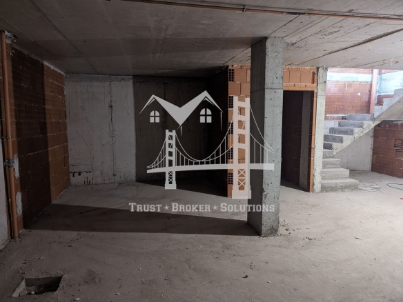 Бояна, търговско помещение на две нива - 0