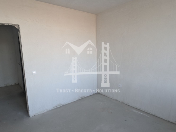 Малинова долина, тристаен апартамент завършен до ключ. Ново строителство. Възможност за гараж - 0