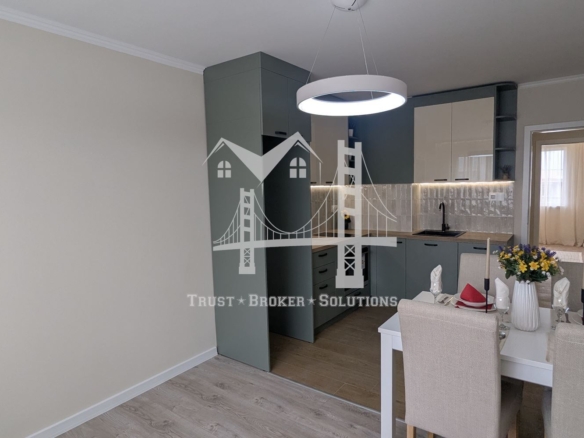 Младост 4, тристаен ремонтиран и полуобзаведен апартамент. До "Бизнес Парк" - 0