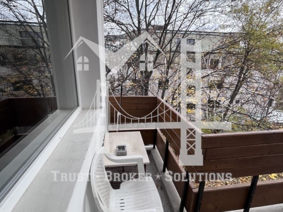 Младост 2, тристаен апартамент, до метро - 0