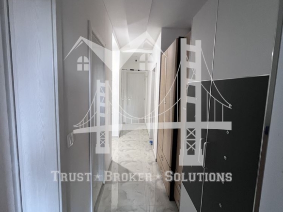 Младост 2, тристаен апартамент, до метро - 0