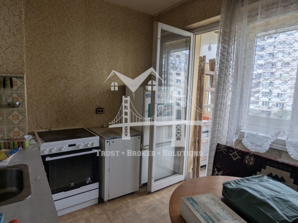 Надежда 3, тристаен апартамент до метростанция Бели Дунав - 0