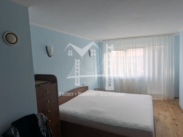 Банкя Михайлово, обзаведена и ремонтирана къща - 0