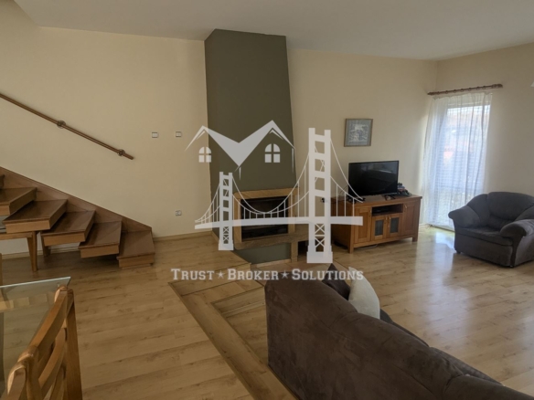 Банкя Михайлово, обзаведена и ремонтирана къща - 0