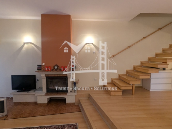 Банкя Михайлово, обзаведена и ремонтирана къща - 0