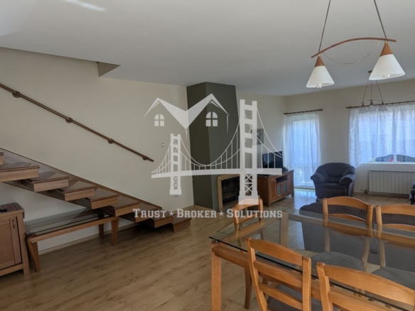 Банкя Михайлово, обзаведена и ремонтирана къща - 0