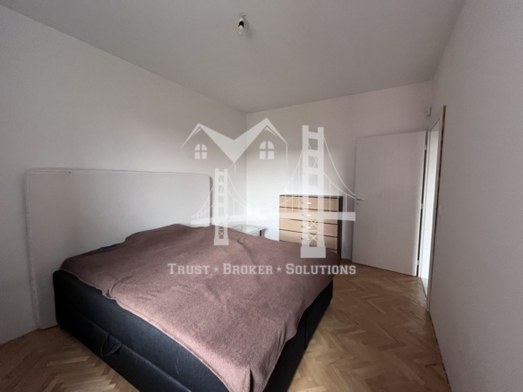 Младост 2, тристаен апартамент, до метро - 0