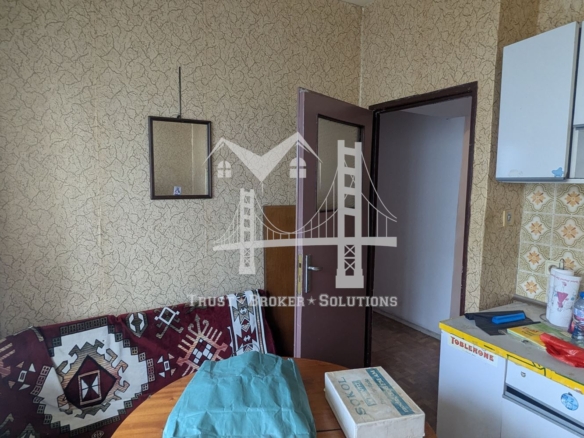 Надежда 3, тристаен апартамент до метростанция Бели Дунав - 0