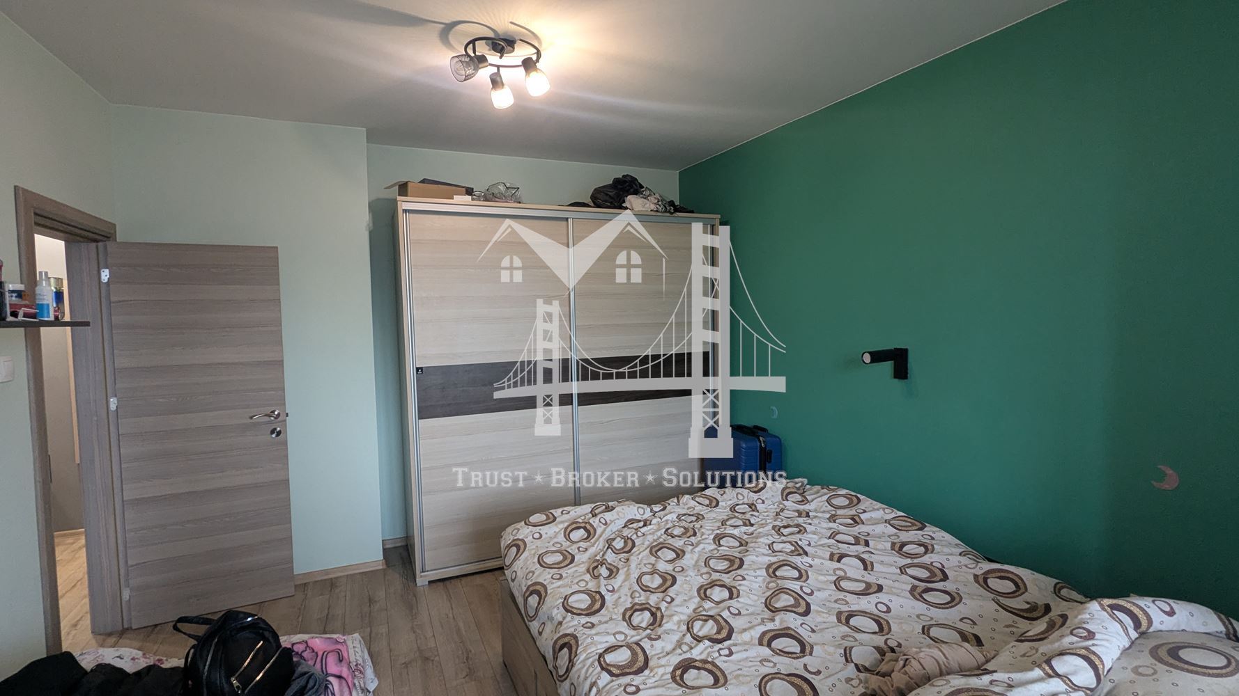 Надежда 1, двустаен обзаведен апартамент - 0