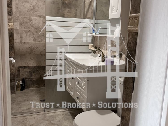 Младост 2, тристаен апартамент, до метро - 0