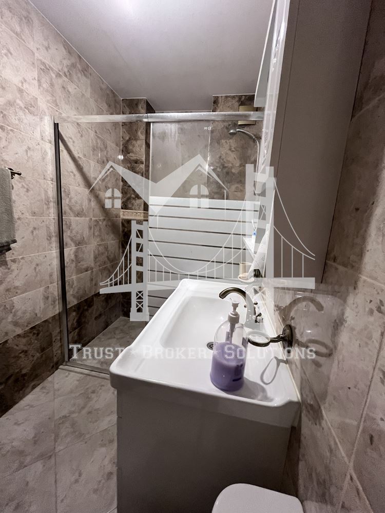 Младост 2, тристаен апартамент, до метро - 0