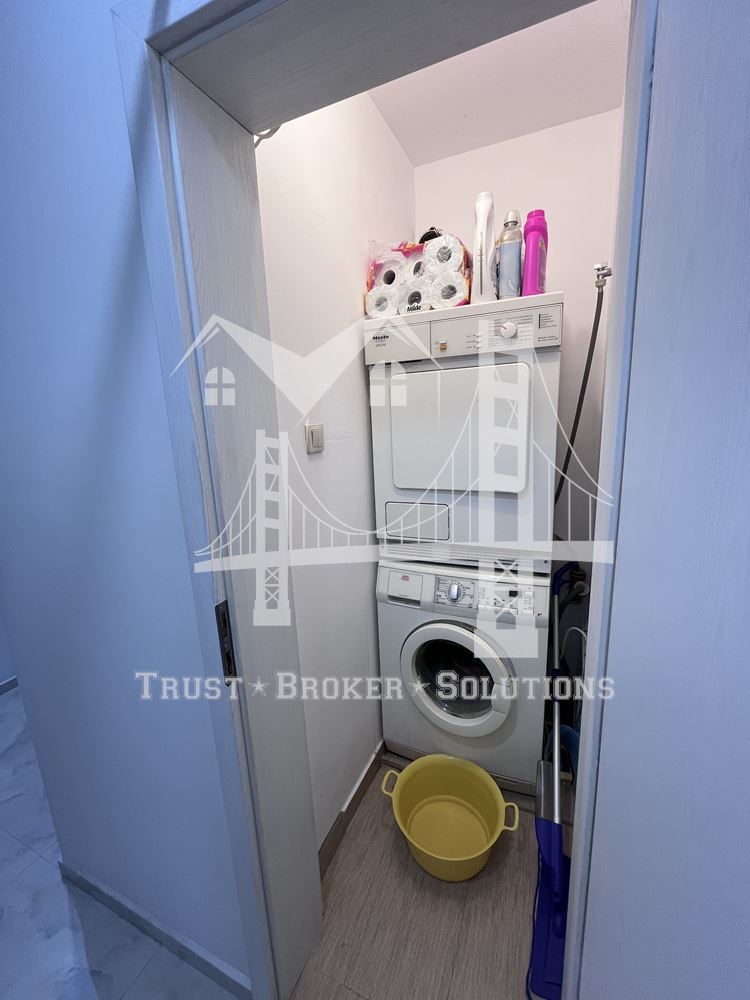 Младост 2, тристаен апартамент, до метро - 0