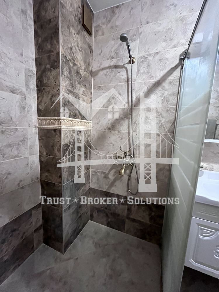 Младост 2, тристаен апартамент, до метро - 0