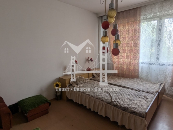 Надежда 3, тристаен апартамент до метростанция Бели Дунав - 0