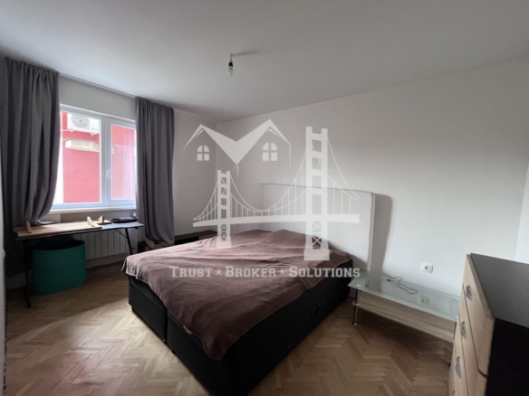 Младост 2, тристаен апартамент, до метро - 0