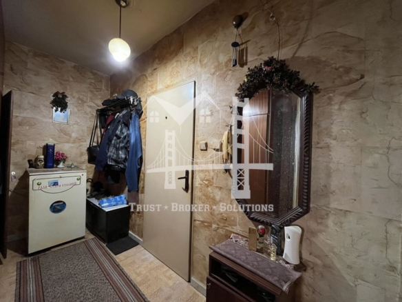 Ботунец, двустаен апартамент с гледка към язовир - 0