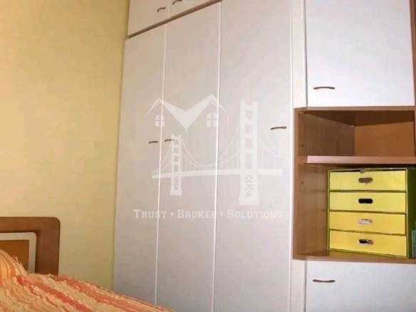 Оборище, двустаен апартамент в близост до парк "Заимов" - 0