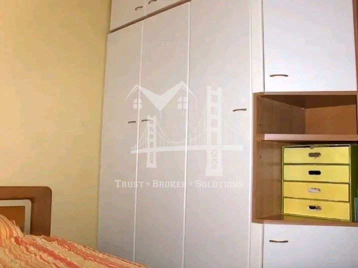 Оборище, двустаен апартамент в близост до парк "Заимов" - 0