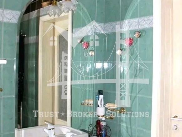 Оборище, двустаен апартамент в близост до парк "Заимов" - 0