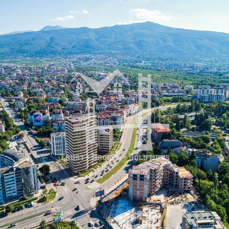 Витоша, двустаен апартамент в новострояща се луксозна сграда - 0