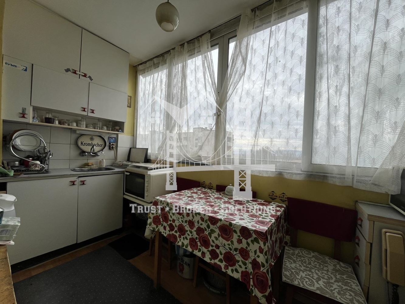 Ботунец, двустаен апартамент с гледка към язовир - 0