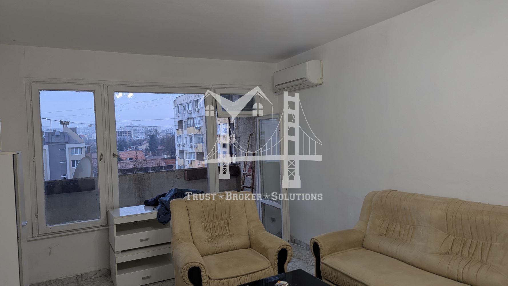 Модерно Предградие, двустаен обзаведен апартамент - 0