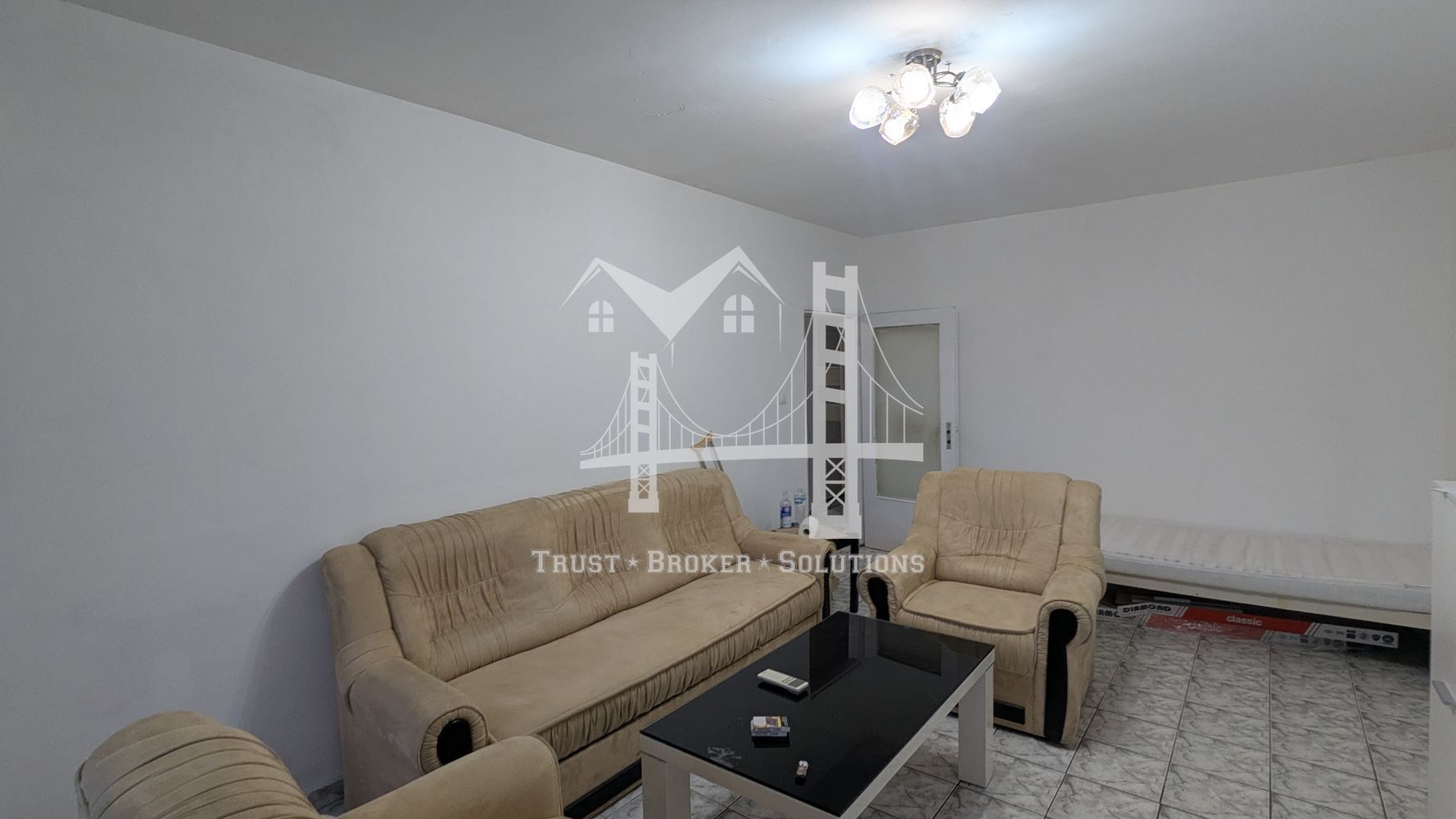 Модерно Предградие, двустаен обзаведен апартамент - 0