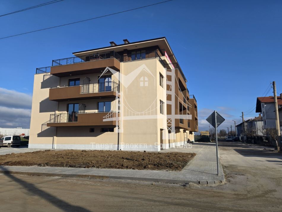 Елин Пелин, четиристаен апартамент в нова сграда - 0