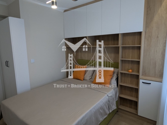 Оборище, четиристаен обзаведен апартамент с паркоместа - 0