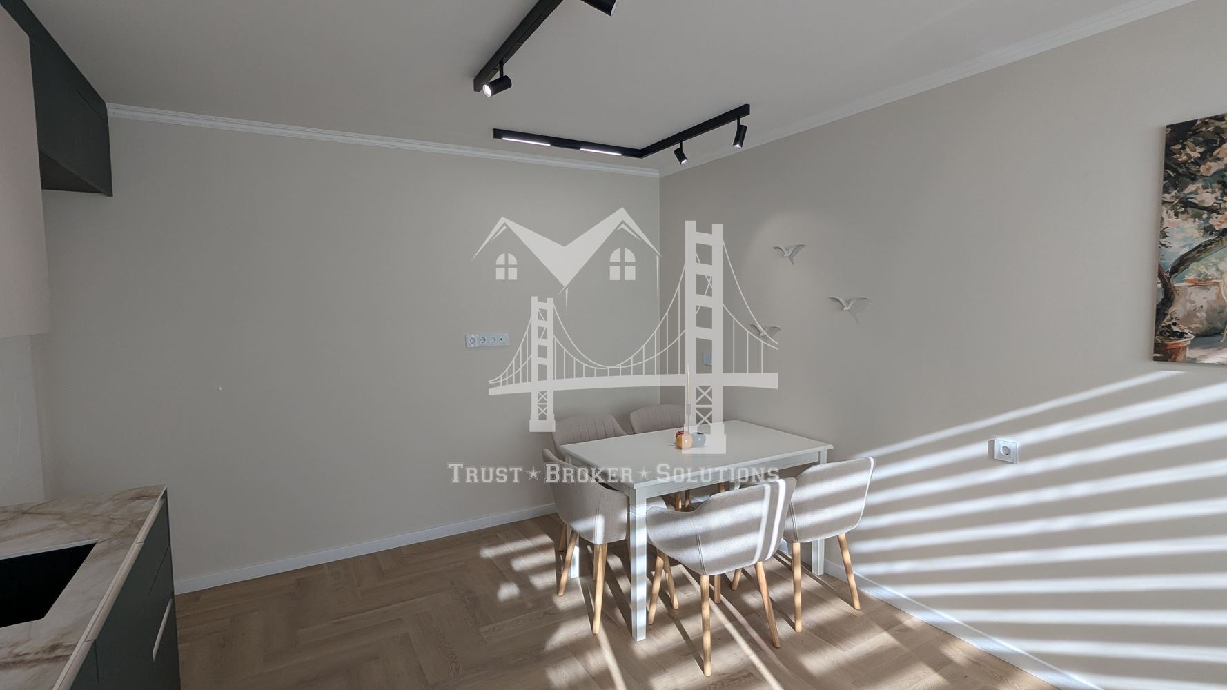 Оборище, два двустайни апартаменти готови за отдаване или за живеене - 0