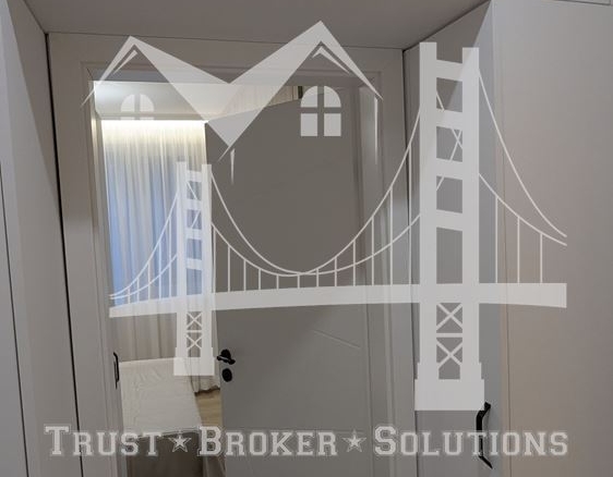 Оборище, четиристаен обзаведен апартамент с паркоместа - 0