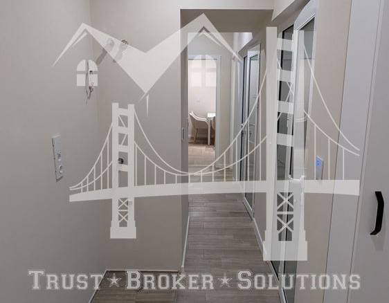 Оборище, четиристаен обзаведен апартамент с паркоместа - 0