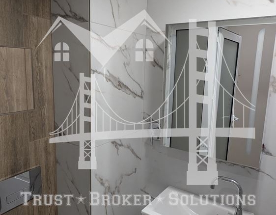 Оборище, два двустайни апартаменти готови за отдаване или за живеене - 0