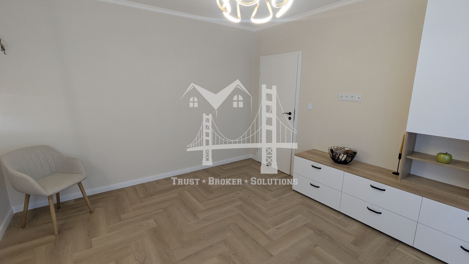 Оборище, два двустайни апартаменти готови за отдаване или за живеене - 0