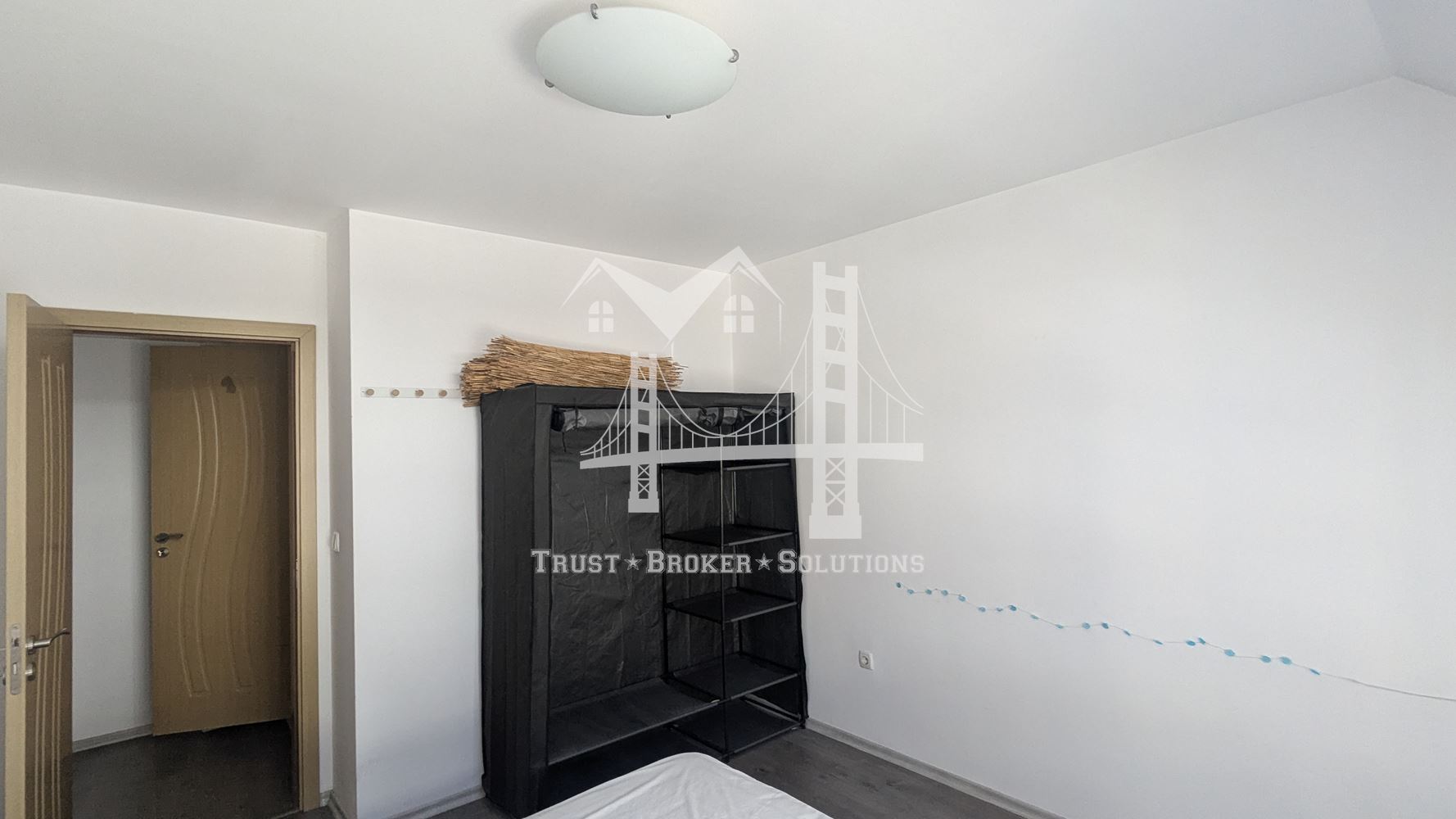 Витоша, двустаен апартамент в сграда с акт 16 - 0