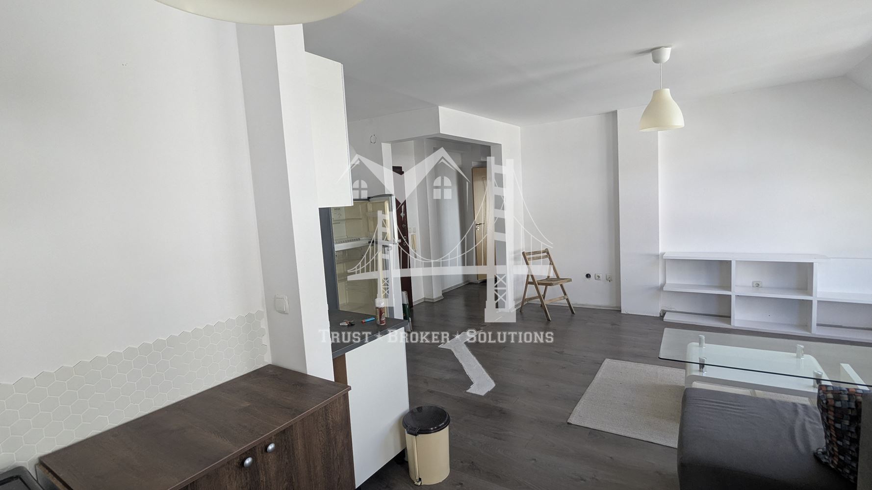 Витоша, двустаен апартамент в сграда с акт 16 - 0