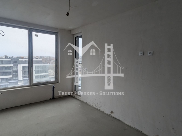 Център, 3-стаен в Capitol Residence с акт 16 и паркомясто. До метро - 0