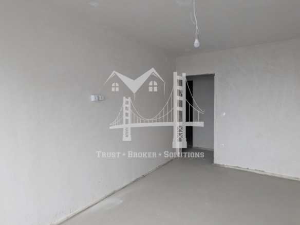 Център, 3-стаен в Capitol Residence с акт 16 и паркомясто. До метро - 0