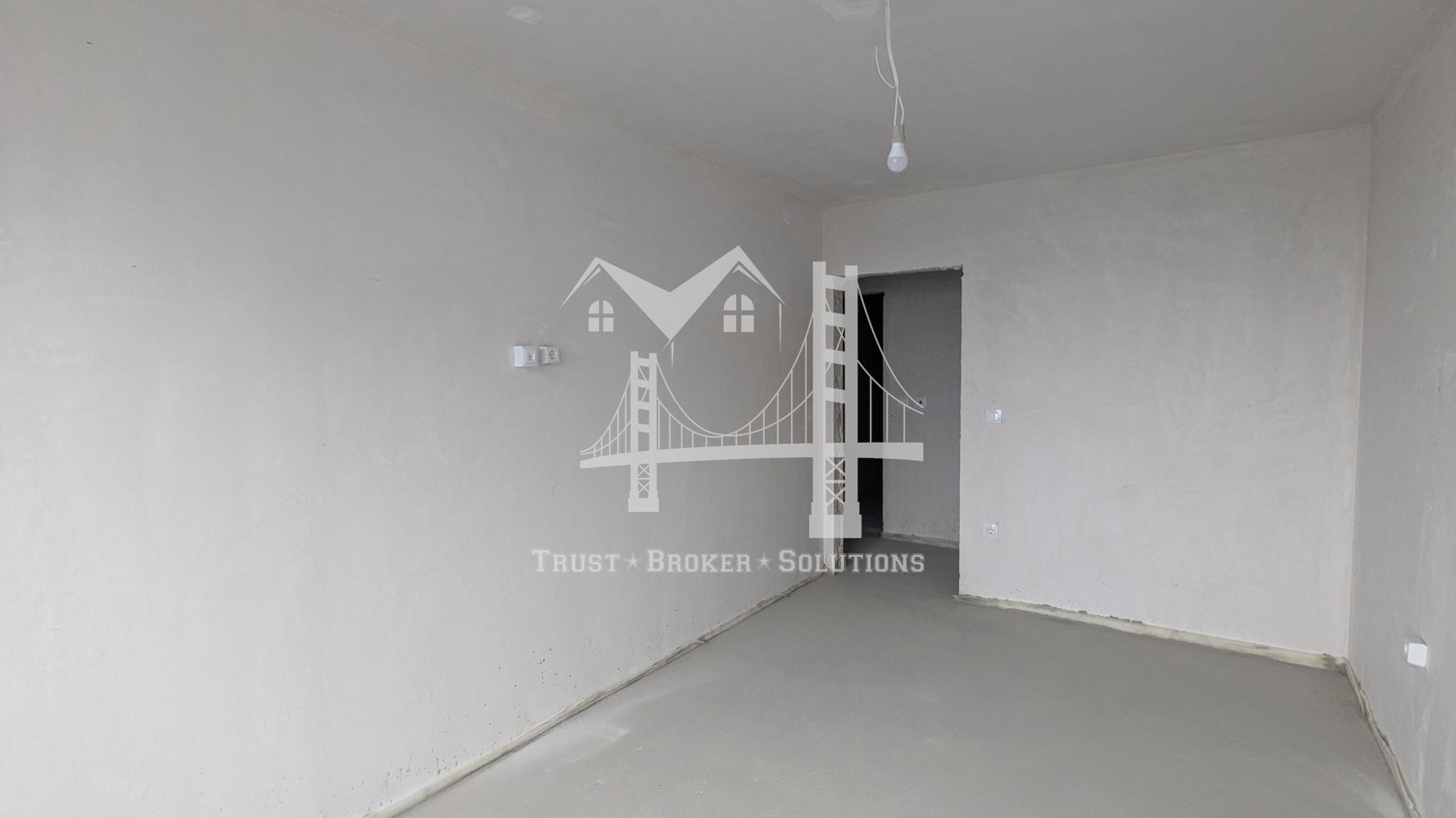 Център, 3-стаен в Capitol Residence с акт 16 и паркомясто. До метро - 0