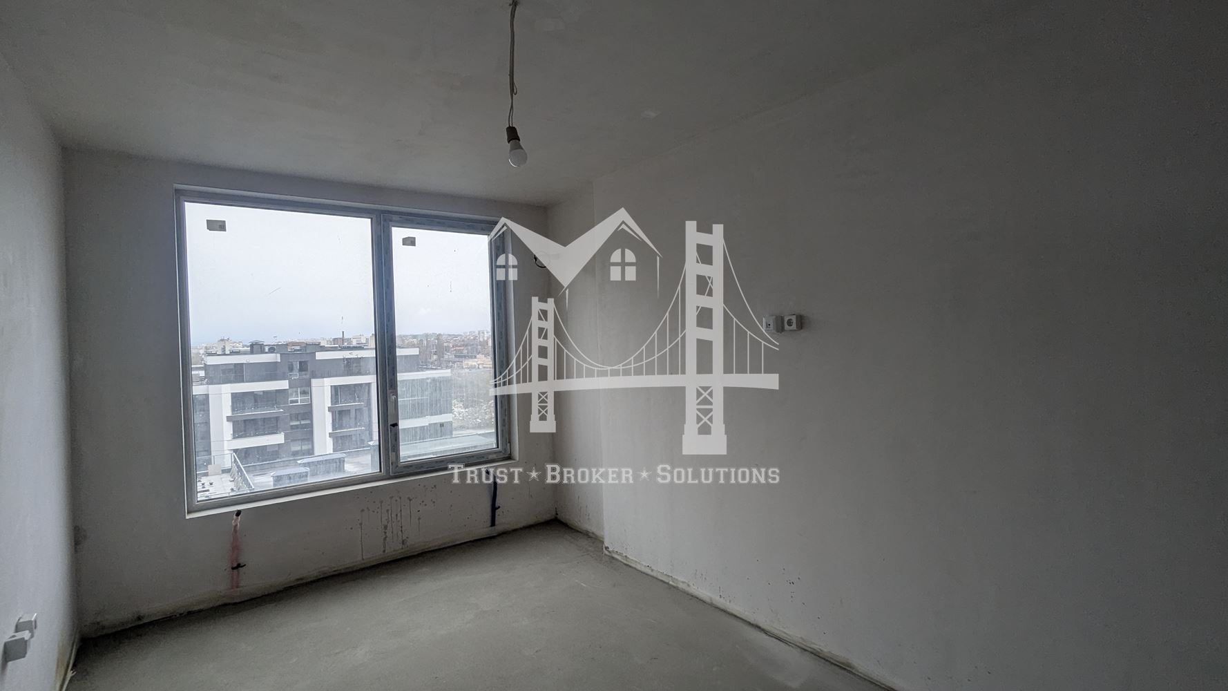 Център, 3-стаен в Capitol Residence с акт 16 и паркомясто. До метро - 0