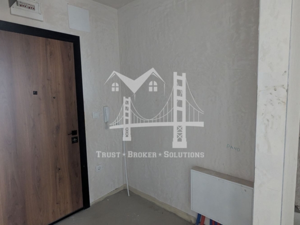 Център, 3-стаен в Capitol Residence с акт 16 и паркомясто. До метро - 0