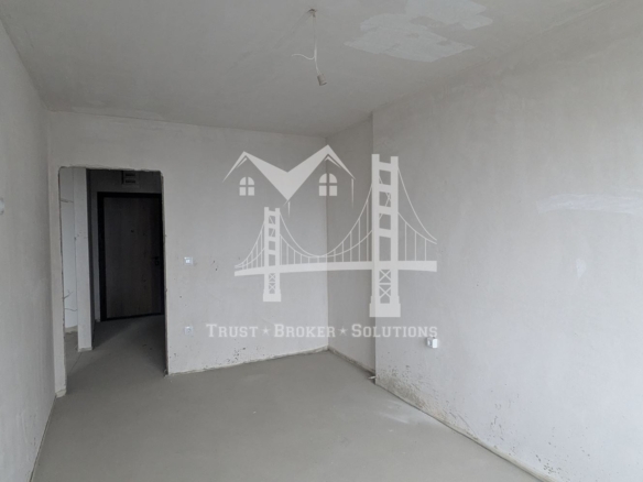 Център, 3-стаен в Capitol Residence с акт 16 и паркомясто. До метро - 0