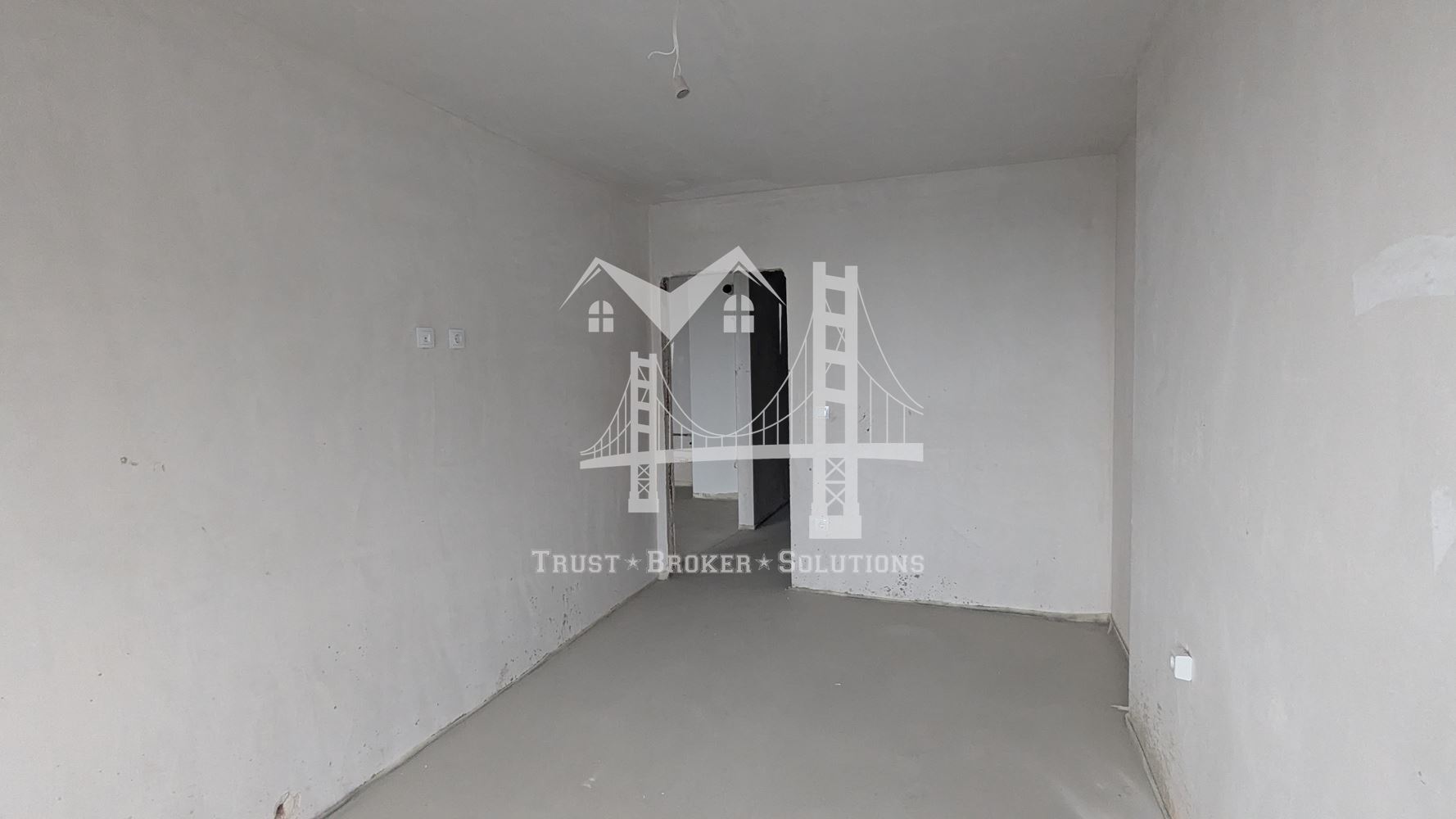 Център, 3-стаен в Capitol Residence с акт 16 и паркомясто. До метро - 0