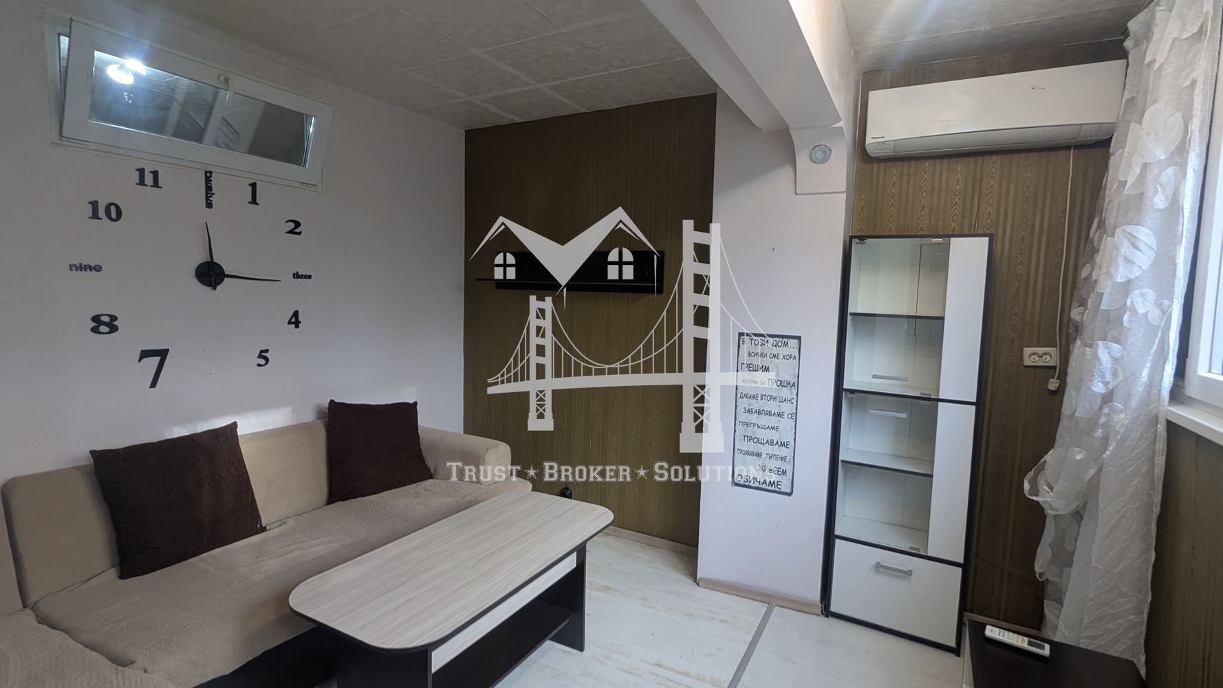 Младост 4, гарсониера преустроена на 3 помещения. До метро и Бизнес парк - 0