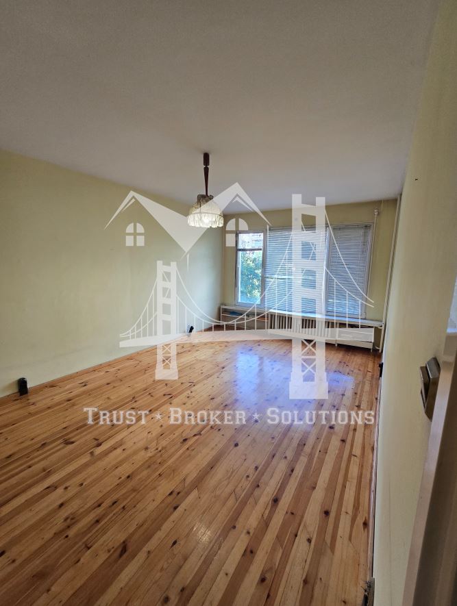 Гарсониера, Младост 3, 130 000€ - 0