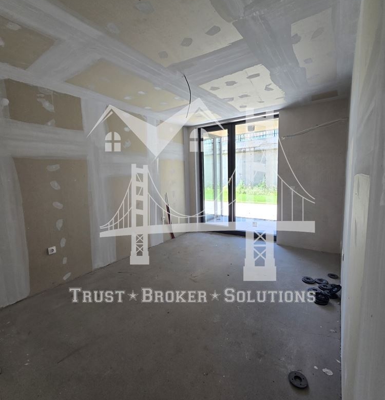 3-СТАЕН, кв. Витоша, 315 000 € , двор 142 м² - 0