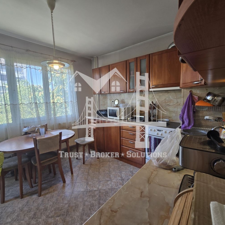 МНОГОСТАЕН, кв. Обеля 2, 252 300€ - 0