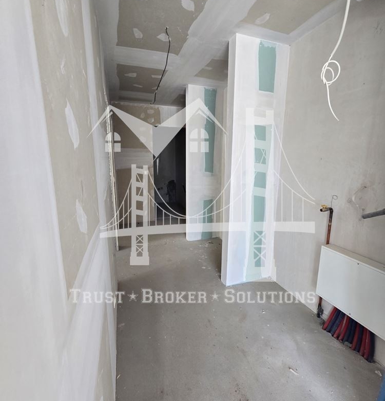 3-СТАЕН, кв. Витоша, 315 000 € , двор 142 м² - 0