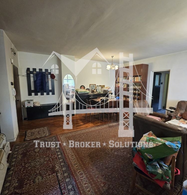 4-СТАЕН, кв. Бъкстон, 300 000€, гараж (42 000€) - 0