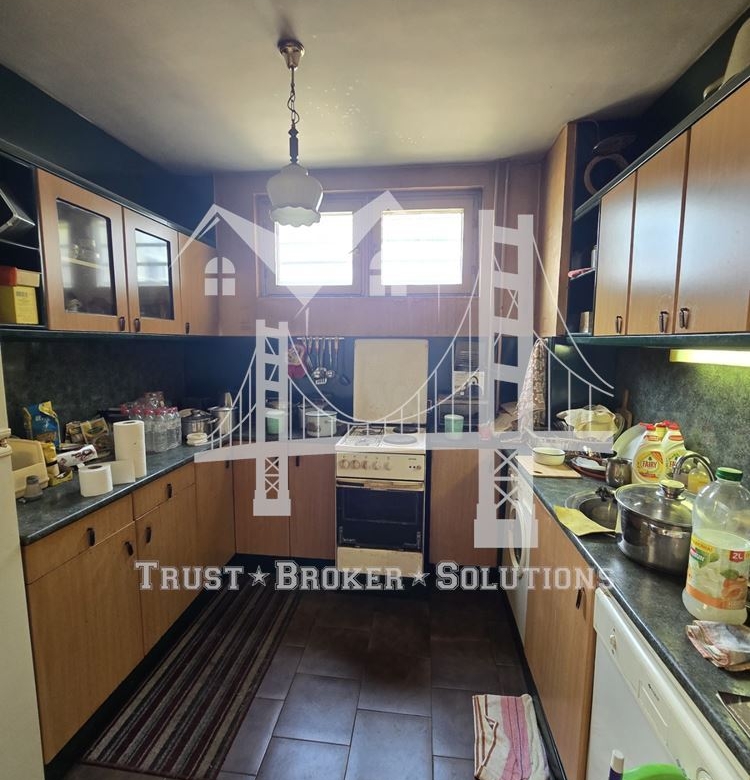4-СТАЕН, кв. Бъкстон, 300 000€, гараж (42 000€) - 0